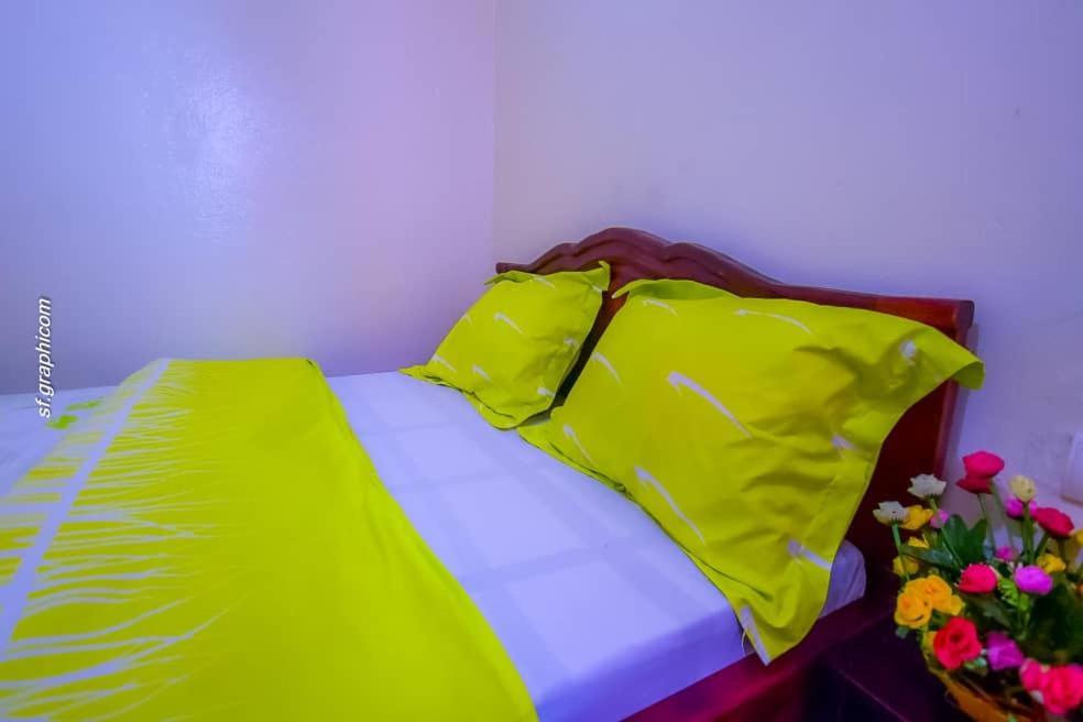 Appartements Neuf De Haut Standing Dm & Ng A Bafoussam Екстериор снимка